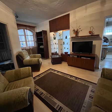 Tocc Apartman Gyál Exterior foto